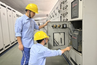 ̼ܵСQQPKֽҵ2023Ƚϵлʷ׳