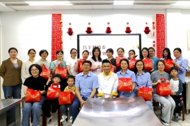 ŮְҵĻ |  QQPKʳ